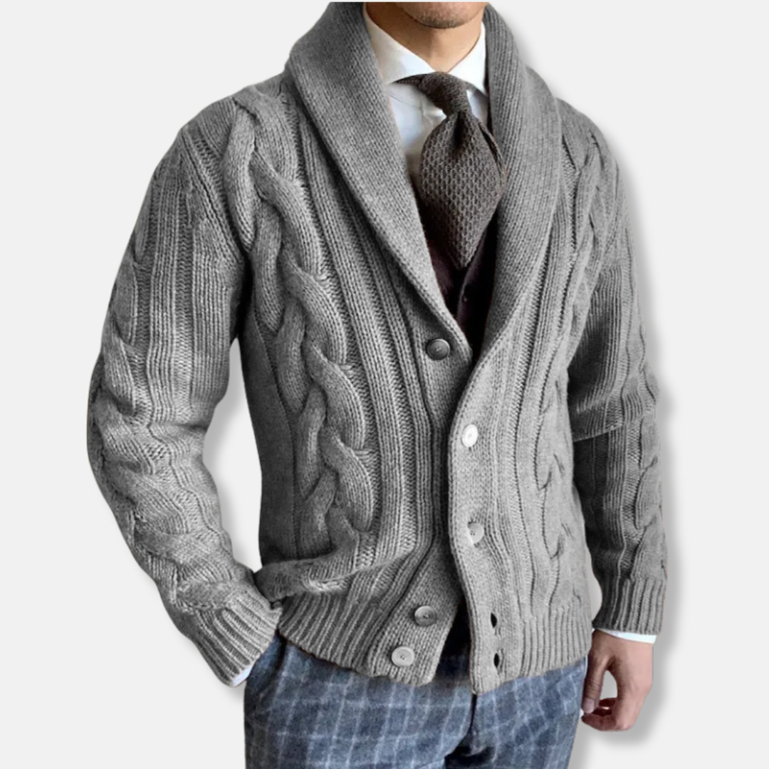 Ronan Cable Knit Cardigan | Herrkofta – ullmix, sjalkrage & knappar