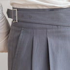 Vienna Tailored Buckle Trousers - Pantalon met Plooi en Verstelbare Gesp | Mokum Alef