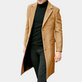 Corwin trenchcoat i ull – trenchcoat for menn laget av ullblanding med skreddersydd passform, enkeltspent og hakkslag, sett forfra