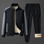 Comfortabele zwarte heren loungeset met overshirt en broek in relaxed fit van Mokum Alef